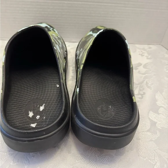 OOFOS OOcloog Limited Jungle Camo Slip On Recovery Clogs M10 W 12 Comfort Shoe - Picture 4 of 8